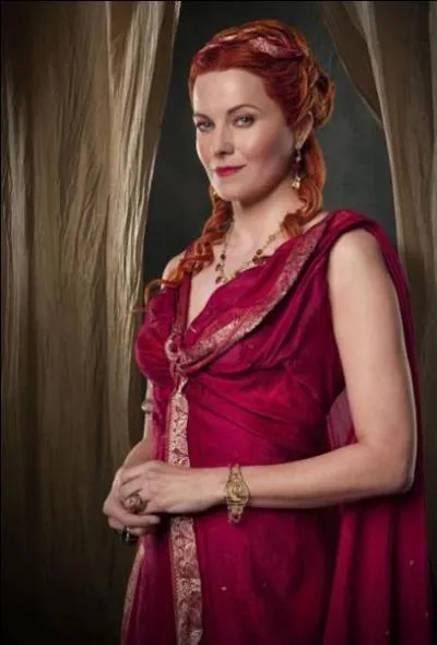 Dans la série "Spartacus", Lucy Lawless joue le rôle de Lucretia. Dans quelle série des années 90 a-t-on pu la découvrir ?