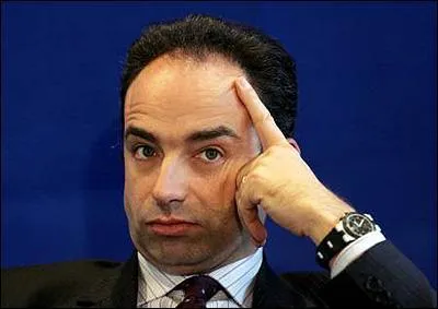 Tu as prévu de filer les clés de l'UMP à Xavier Bertrand... ' (Jean-François Copé)