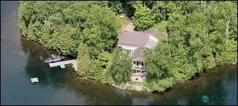 Dans quel État trouve-t-on le lac Désert ?