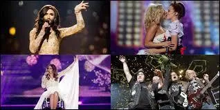 Paula chante tellement bien que M. Thomasson lui demande si elle ne voudrait pas...