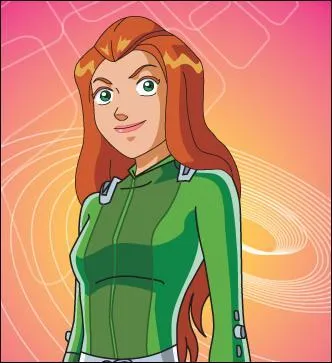 Cette Totally Spies est la plus stratèges des 3 espionnes, Véritable génie et très charismatique, elle est souvent considérée comme étant la meneuse du groupe.