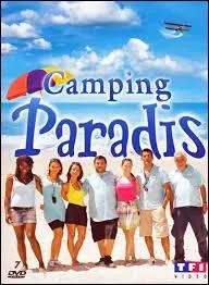 En quelle ann&eacute;e fut diffus&eacute;e le premier &eacute;pisode de la s&eacute;rie "Camping Paradis" ?