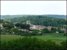 Grand-Brassac est un village aquitain situé dans le département ...