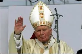 Quelle était la nationalité du Pape Jean-Paul II ?