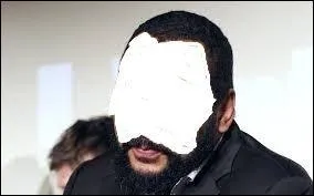 Quelle phrase colle à ce poilu ?