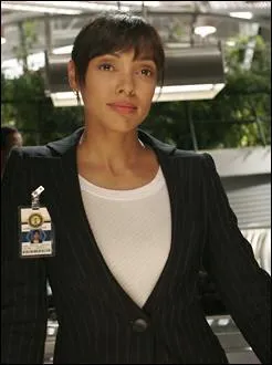 Dans quelle saison aper&ccedil;oit-on pour la premi&egrave;re fois Camille ?