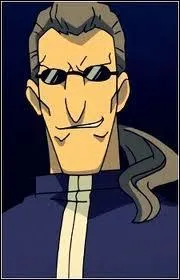 Comment s'appelle l'entraîneur de la Royal Academy ?