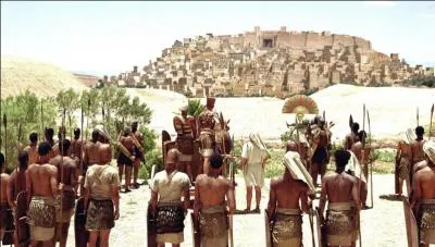 La ville de Damas, où l'installation humaine remonte au moins au quatrième millénaire, sera conquise par quel pharaon ?