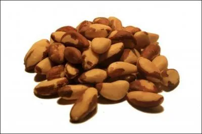 Défaut dans un bloc de marbre, dans une pierre précieuse :