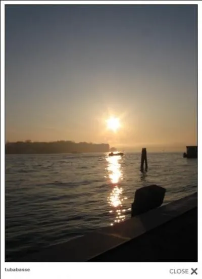 Pour terminer, relisez les initiales des questions 1 à 9 (en partant du haut) et vous trouverez le nom de ce quizeur dont l'humour nous manque si cruellement depuis des mois ! Lequel ?