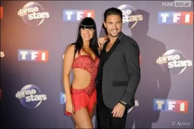 Chanteur connu, il a une voix forte, qui est-ce ?