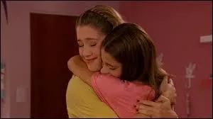 Angie est la tante de :