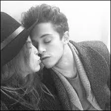 En vrai, Camila est en couple avec :