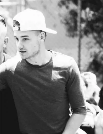 Quel est le nom de sa copine ? (en septembre 2015)