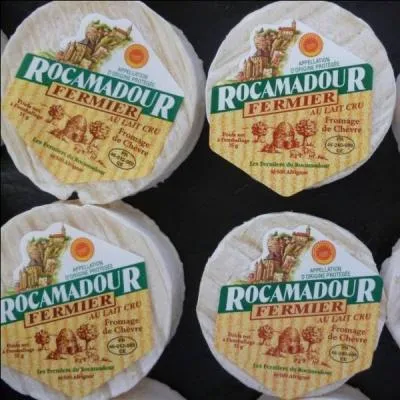 Le rocamadour est un fromage à base de lait de chèvre.