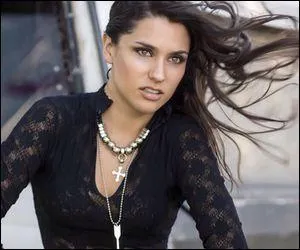 Qui peut-on voir sur l'image ?