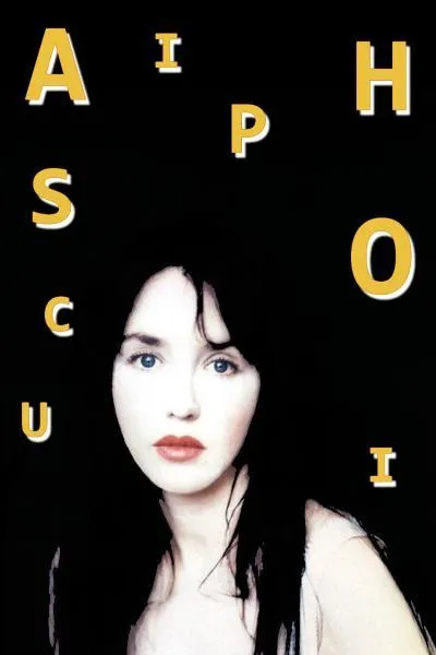 Les initiales de cette actrice sont dans cette photo. Vrai ou faux ?