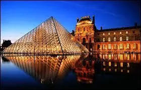 Laquelle de ces oeuvres n'est pas exposé au musée du Louvre ?