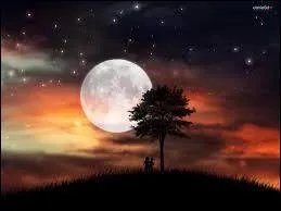 Comment dit-on le mot "lune" en anglais ?