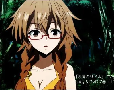 Je suis un assassin de la Classe Noire et je suis une fille plutôt banale comparée aux autres membres de ma classe. Je suis :