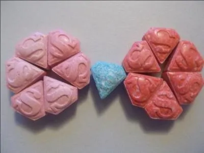 Pour un poisson combattant malade, peut-on lui donner nos médicaments ?