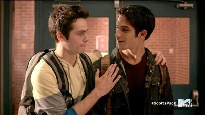 Qui est le premier bêta de Scott ?