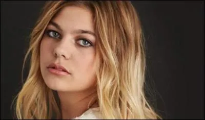 Quel est le nom de famille de Louane ?