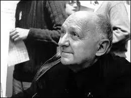 L'abbé Pierre, après avoir créé les logis à Noisy-le-Grand en 1954, a demandé de l'aide. Un autre ecclésiastique est venu :