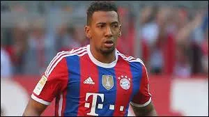 Quel est le prénom de Boateng ?