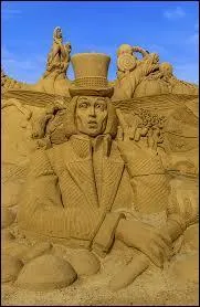 Quel univers est représenté sur cette sculpture de sable ?