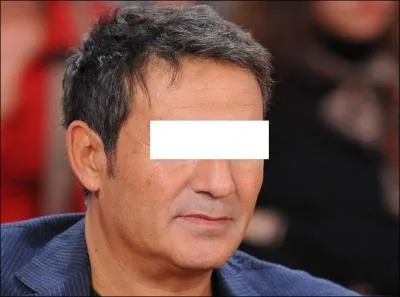 Un nouveau spectacle musical intitulé "La Légende du roi Arthur" a été présenté au Palais des congrès de Paris le 17 septembre 2015. Il est dû à celui qui fut un temps juré dans l'émission "Nouvelle Star" et participa à l'écriture de plusieurs autres comédies musicales dont "Le roi Soleil". Quel est son nom ?