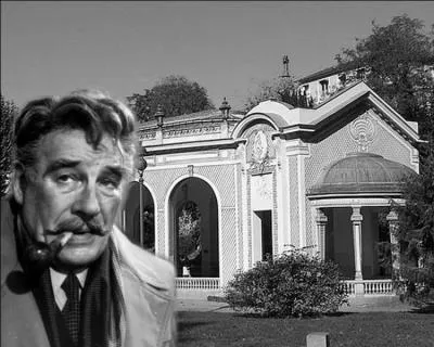 Maigret en compagnie de sa femme, fait une cure dans une station thermale quand a lieu dans cette ville l'assassinat d'une femme. Le commissaire va aider son ancien inspecteur chargé de l'enquête...