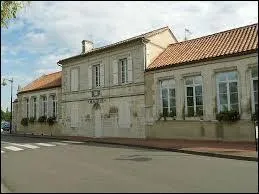 Ville de l'arrondissement d'Angoulême, Puymoyen se situe dans le département ...