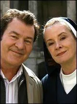 Quelle est cette série télévisée française avec Dominique Lavanant et Martin Lamotte ?