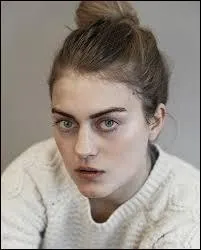 Vous postulez pour quoi que ce soit, donc vous CANDIDATEZ. Vrai ou faux ? Ce verbe n'existe que dans vos t&ecirc;tes.