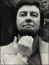 Quel criminel français, abattu en 1979 porte de Clignancourt à Paris, était surnommé "l'Ennemi public n° 1" ?