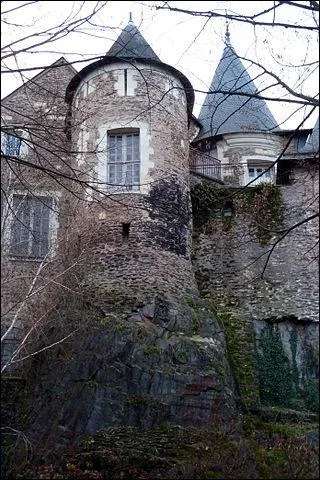 Il existe même une capitale pour passer à la caisse ! Sans blague ?