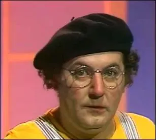 Avec sa promise bourrée ... tiens d'habitude ça fait rigoler ça ... cuitée, c'est cuitée qui fait rire. Bougez pas, j'vas vous la r'faire !