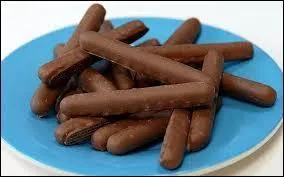 Ce sont des biscuits au chocolat en forme de doigts appelés "Finger", il s'agit de la marque...