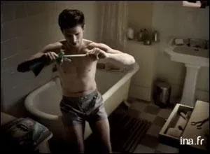 J'ai déjà utilisé des gants de ménage, mais j'avoue que je n'ai jamais pensé à les utiliser de cette façon !