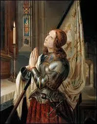 Jeanne d'Arc est une héroïne de l'histoire de France née vers 1412 à :