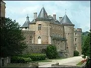 Dans quel château fut tournée au moins une scène du film "Mon oncle Benjamin" ?