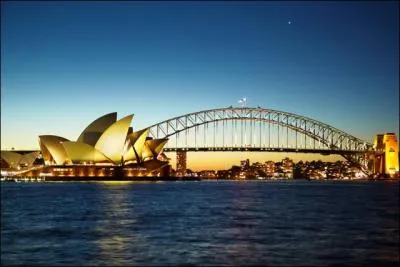 De quel pays Sydney est-elle la capitale ?