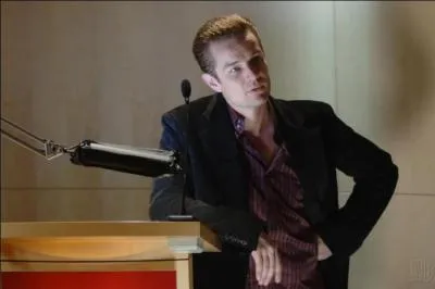 Quel est le nom humain de Brainiac ?