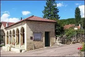 Petit village bourguignon de 75 habitants, dans l'arrondissement de Dijon, Poncey-sur-l'Ignon se situe dans le département ...