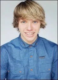 Quel personnage interprète Vincent (saison 4) ?