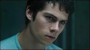 Avec qui Thomas se retrouve-t-il ?