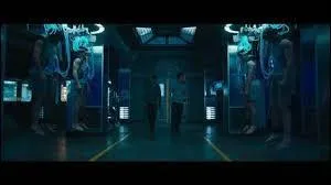 Comment se nomme la fille presque morte que trouvent Aris et Thomas ?