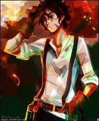 Qui Léo retrouve-t-il à la fin ?