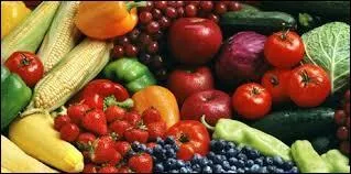 Lequel de ces fruits peut être rouge ou noir ?